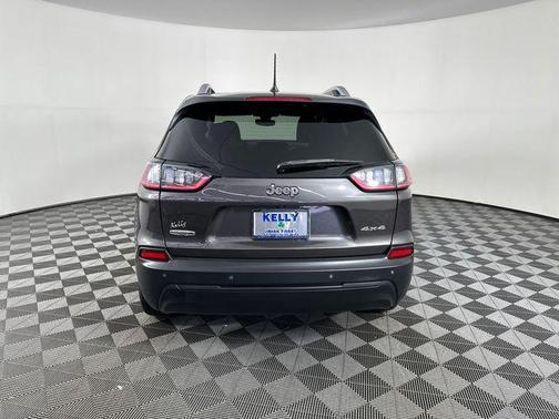 Granite Crystal Clearcoat Metallic 2019 Jeep Cherokee Latitude Plus