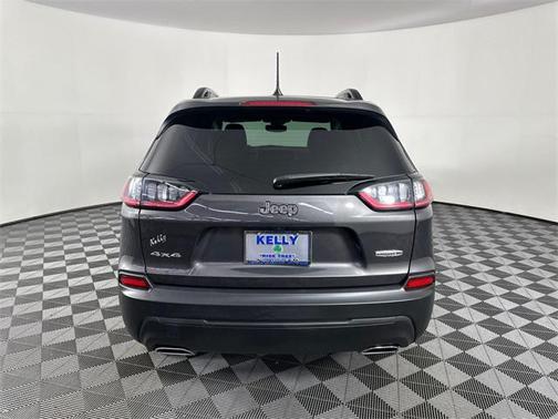 2022 Jeep Cherokee Latitude Lux