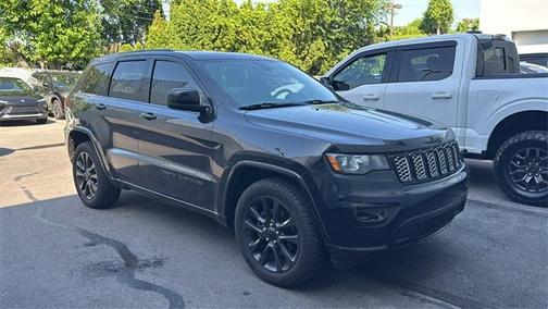 2017 Jeep Grand Cherokee Altitude