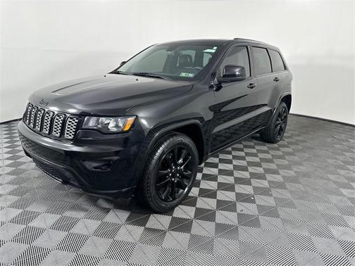 2017 Jeep Grand Cherokee Altitude
