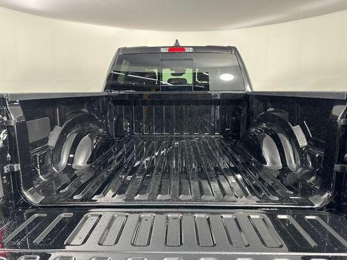 Diamond Black 2026 RAM 1500 Big Horn/Lone Star
