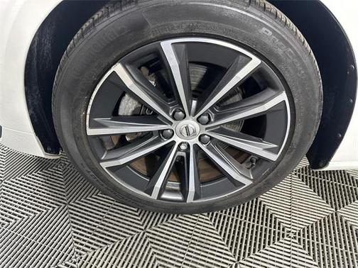 2021 Volvo S60 T5 Momentum