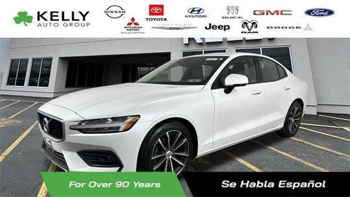 2021 Volvo S60 T5 Momentum