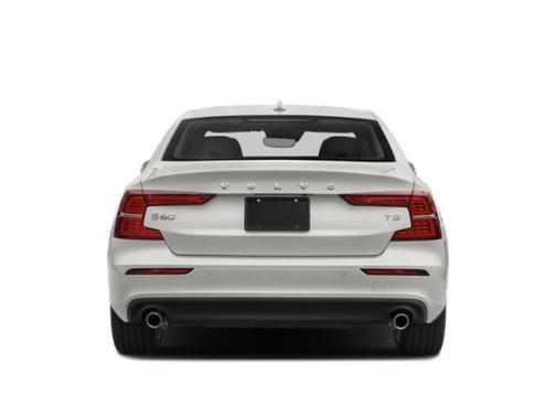 2021 Volvo S60 T5 Momentum