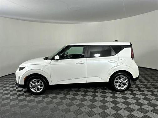 2023 Kia Soul S