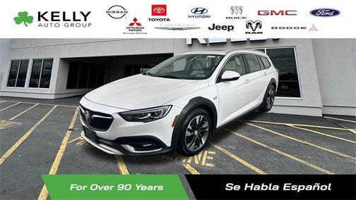 2019 Buick Regal TourX Essence