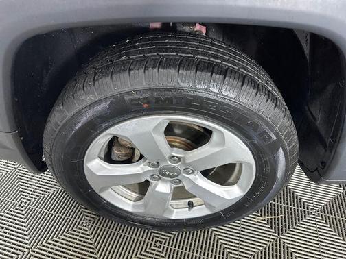 Redline Pearlcoat 2018 Jeep Compass Latitude