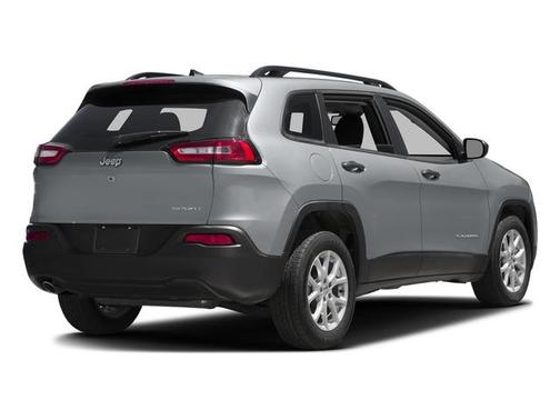 2017 Jeep Cherokee Sport