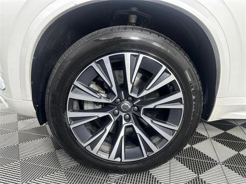 2022 Volvo XC90 Recharge Plug-In Hybrid T8 Inscription Expression Extended Range 7P