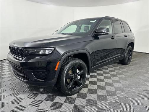 2023 Jeep Grand Cherokee Altitude