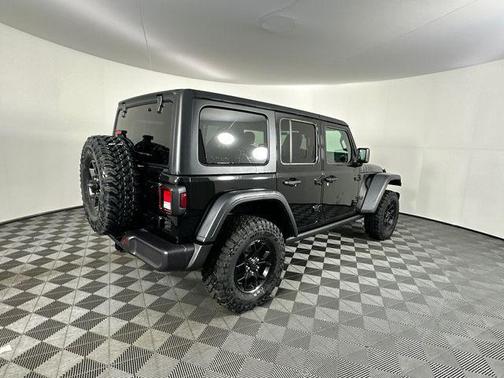 Black Clearcoat 2026 Jeep Wrangler Sport