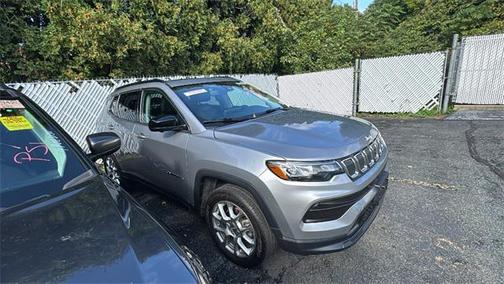 2022 Jeep Compass Latitude Lux