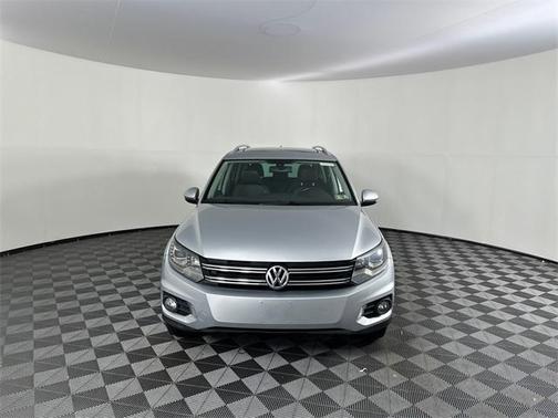 2016 Volkswagen Tiguan SE