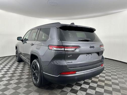 2026 Jeep Grand Cherokee L Laredo