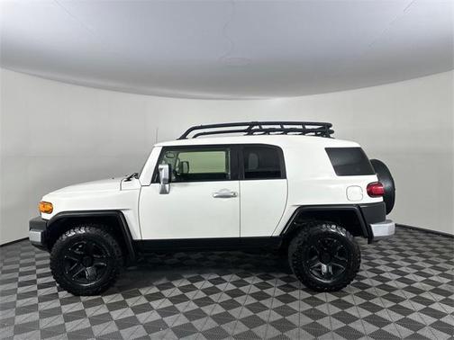 2014 Toyota FJ Cruiser Base