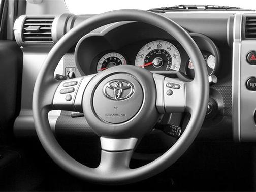 2014 Toyota FJ Cruiser Base