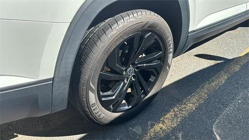 2021 Volkswagen Atlas 3.6 V6 SE w/ Technology