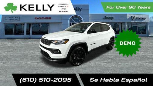 Bright White Clearcoat 2026 Jeep Compass Latitude