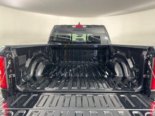 Diamond Black 2026 RAM 1500 Tradesman