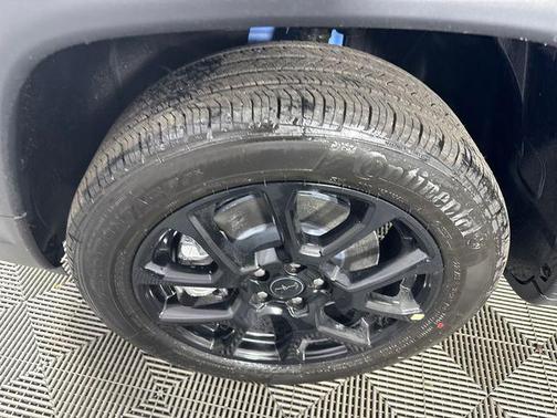 Hydro Blue Pearlcoat 2026 Jeep Compass Latitude
