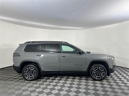 2026 Jeep Cherokee LAREDO/LIMITED