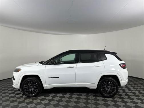 2022 Jeep Compass Altitude