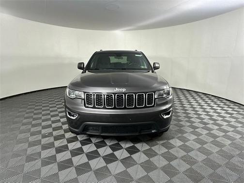 2020 Jeep Grand Cherokee Laredo E