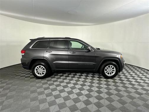 2020 Jeep Grand Cherokee Laredo E