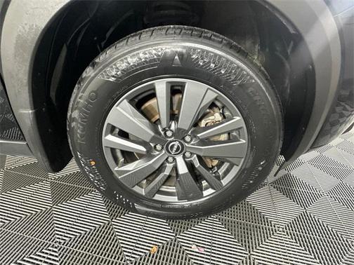 2024 Nissan Pathfinder S