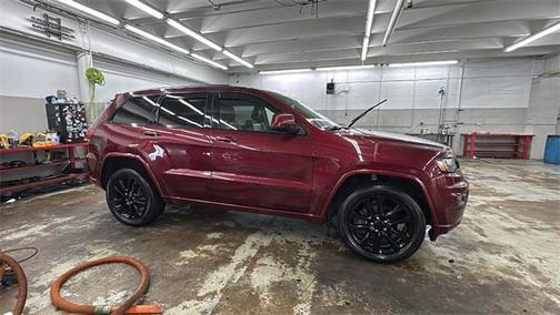 2017 Jeep Grand Cherokee Altitude