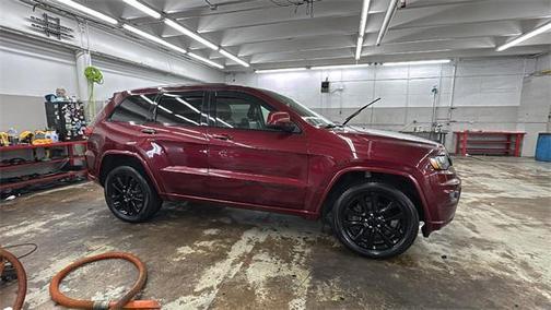 2017 Jeep Grand Cherokee Altitude
