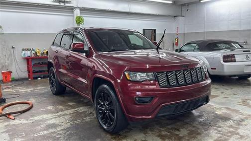 2017 Jeep Grand Cherokee Altitude
