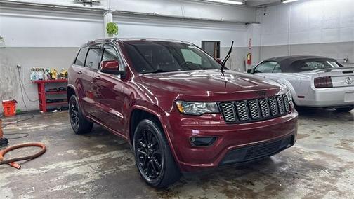 2017 Jeep Grand Cherokee Altitude