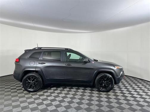 2017 Jeep Cherokee Trailhawk