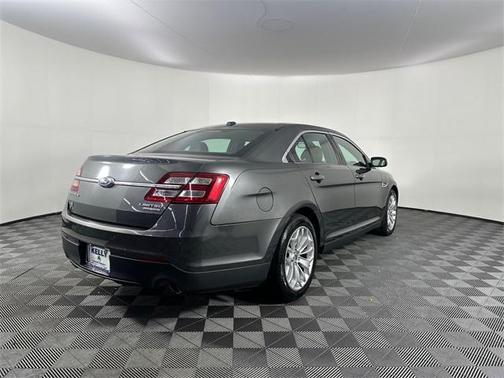 2018 Ford Taurus Limited