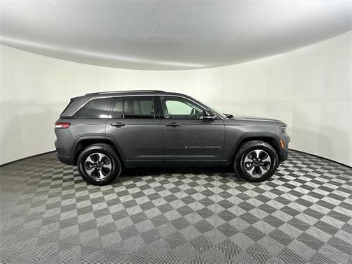 2022 Jeep Grand Cherokee 4xe Base