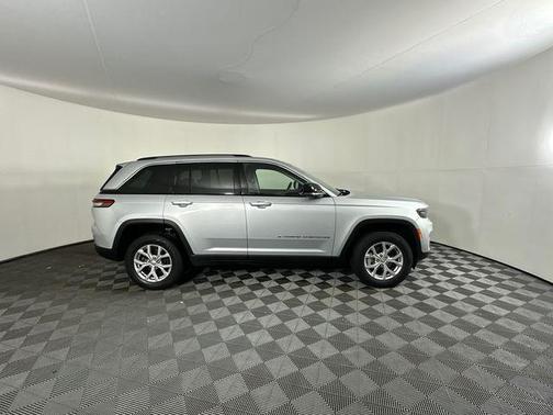 Silver Zynith 2022 Jeep Grand Cherokee Limited