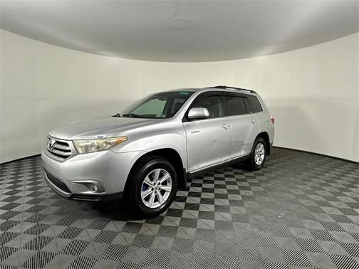 2011 Toyota Highlander SE