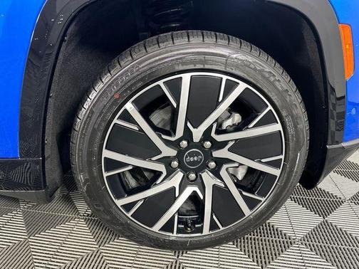 2025 Jeep Wagoneer S Limited