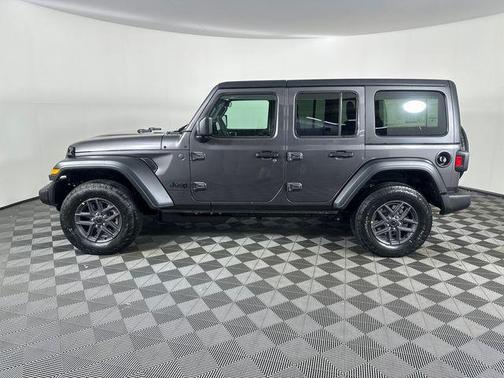 Granite Crystal Clearcoat Metallic 2026 Jeep Wrangler Sport