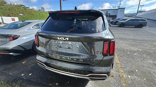 2022 Kia Sorento S