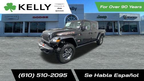Black Clearcoat 2026 Jeep Gladiator Mojave