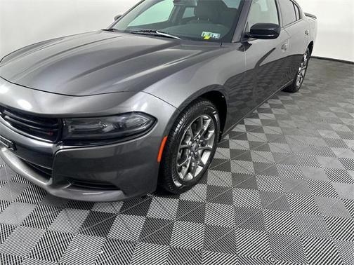 2017 Dodge Charger SE