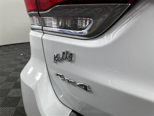 2022 Jeep Grand Cherokee WK Limited