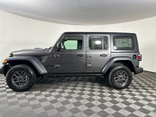 Granite Crystal Clearcoat Metallic 2026 Jeep Wrangler Sport