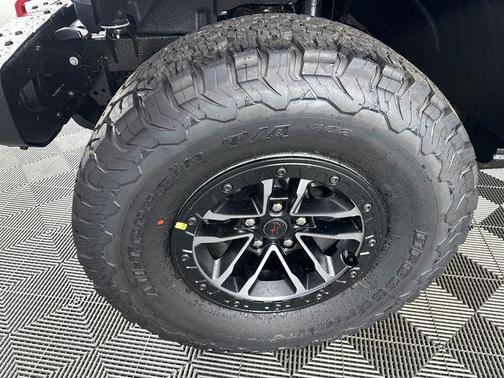 Anvil Clearcoat 2026 Jeep Wrangler Rubicon
