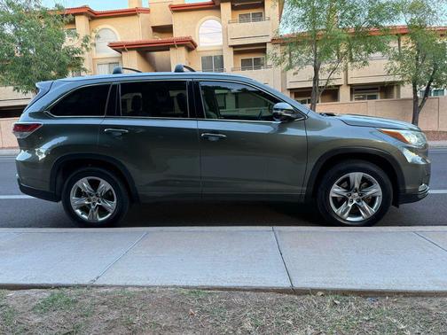 2015 Toyota Highlander Limited Platinum