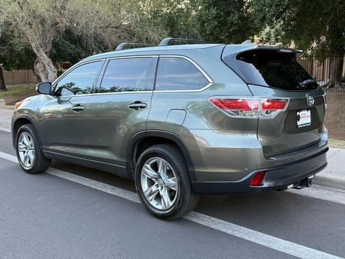 2015 Toyota Highlander Limited Platinum