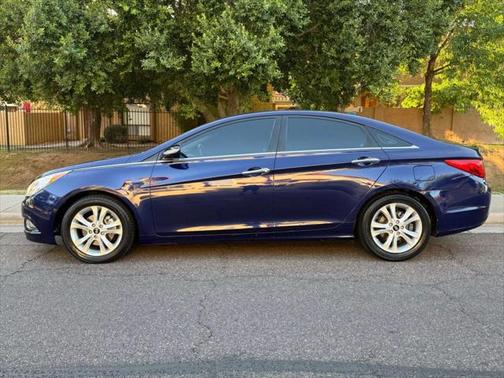 2013 Hyundai SONATA Limited