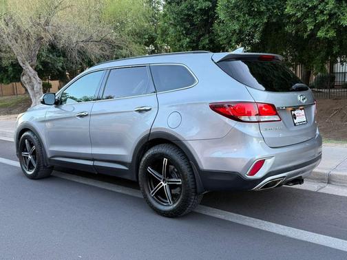 Iron Frost 2018 Hyundai SANTA FE SE
